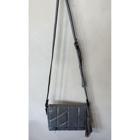 Patricia Nash Handbags - Patricia Nash Crossbody Organizer Bag Quilted Leather EUC Blue Women’s Purse